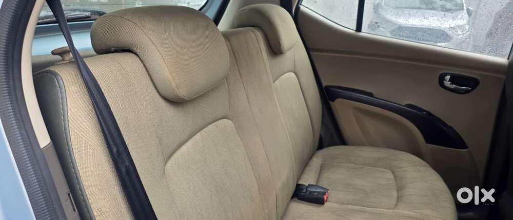 Hyundai I10 Sportz At, 2011, Petrol