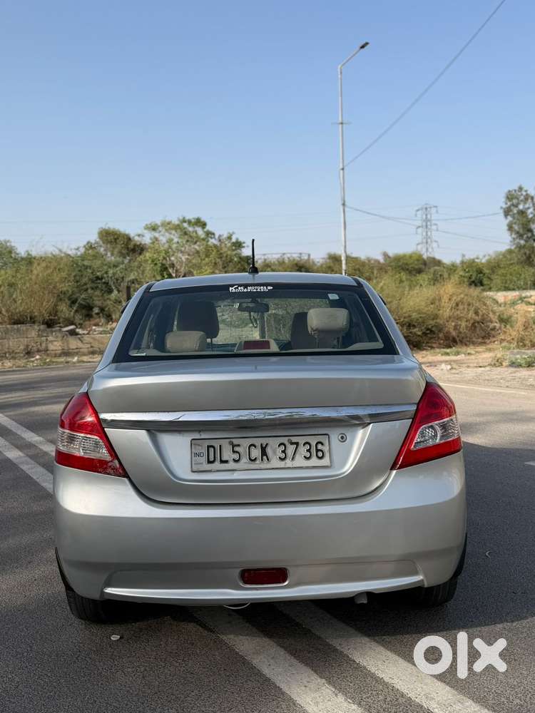 Maruti Suzuki Swift Dzire 1.2 Vxi Bsiv, 2013, Petrol