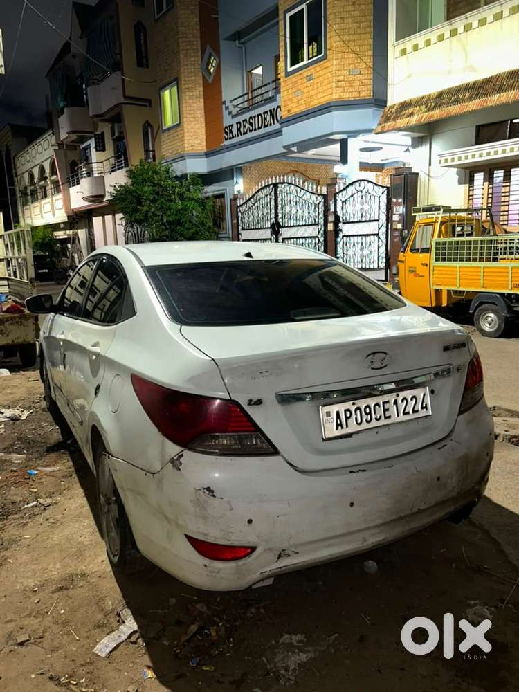 Hyundai Verna Crdi 2011 Car