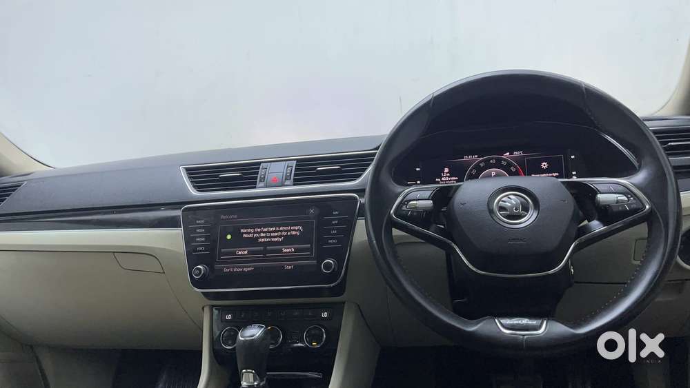 Skoda Superb L&k 1.8 Tsi At, 2021, Petrol