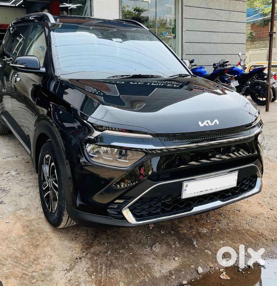 Kia Carens 2022 Petrol Well Maintained