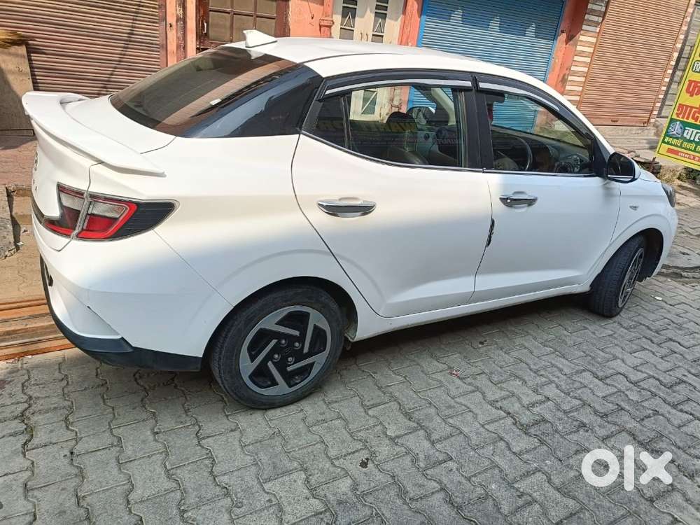 Hyundai Aura 2024 Car