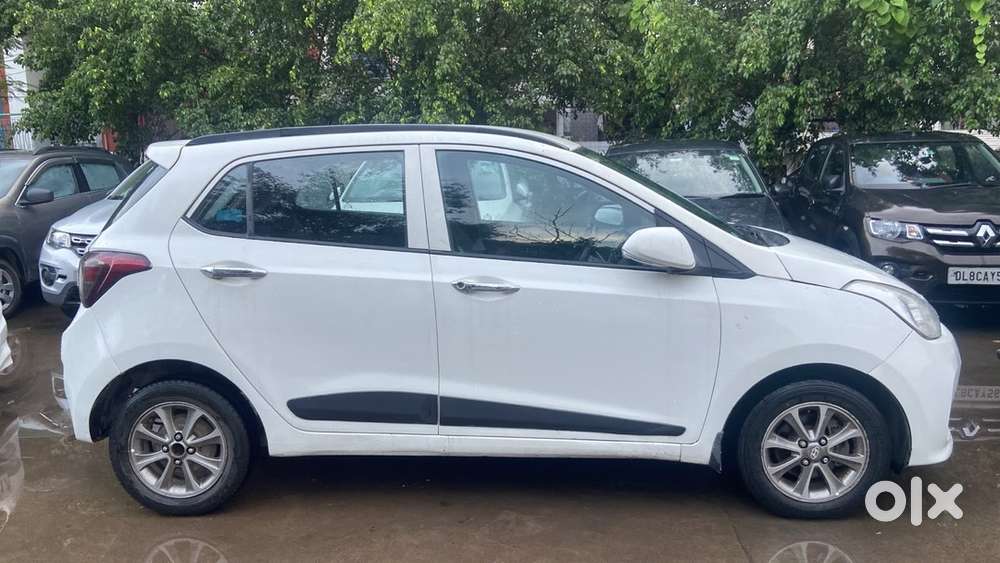 Hyundai Grand I10 2015 Car