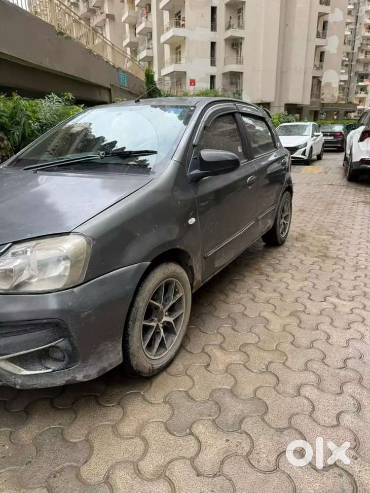 Etios Liva Cng Onbpaer Solid Engine.. New Tyre New Battery