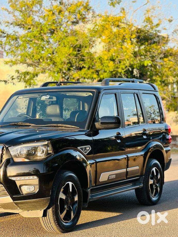 Mahindra Scorpio Classic 2.2 S 11 Mt 7 Str, 2024, Diesel