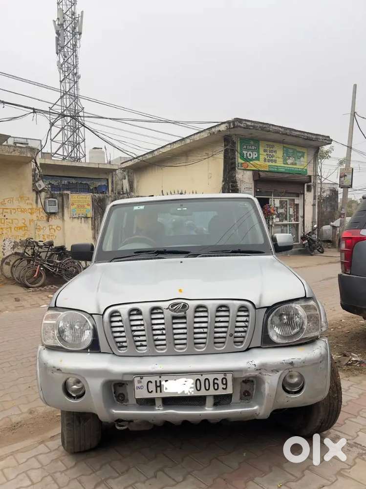 Mahindra Scorpio  With Paid Number