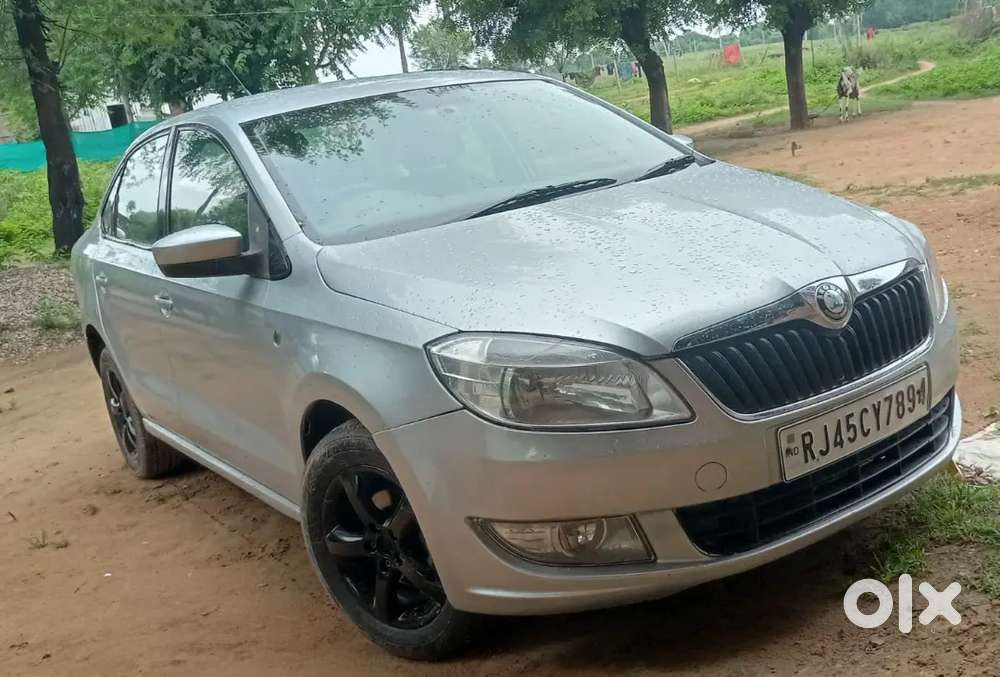 Skoda Rapid Elegance 2012 Diesel Manual