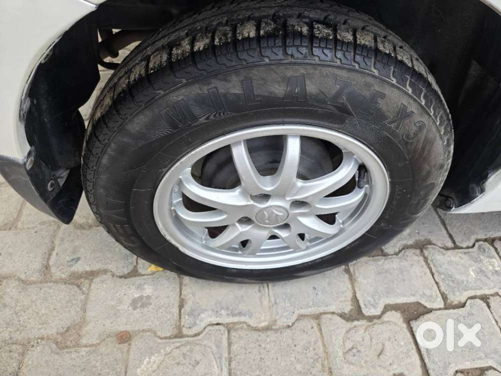 Maruti Suzuki Swift Vxi 1.2 Abs Bs-iv, 2016, Petrol