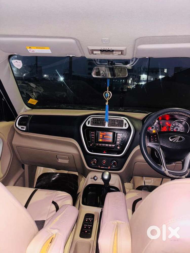 Mahindra Tuv 300 2015