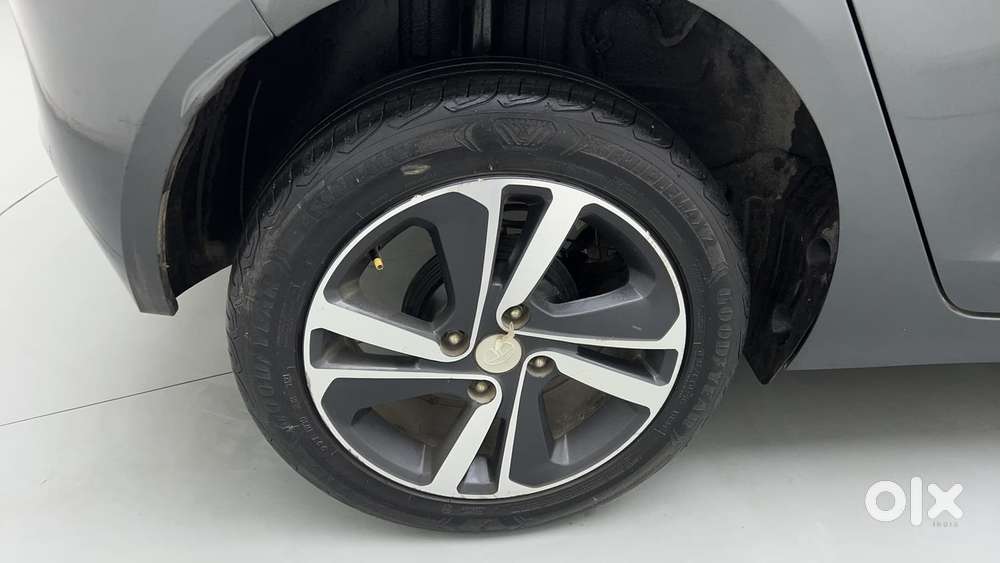 Tata Altroz 1.5 Xz Plus Diesel, 2021, Diesel