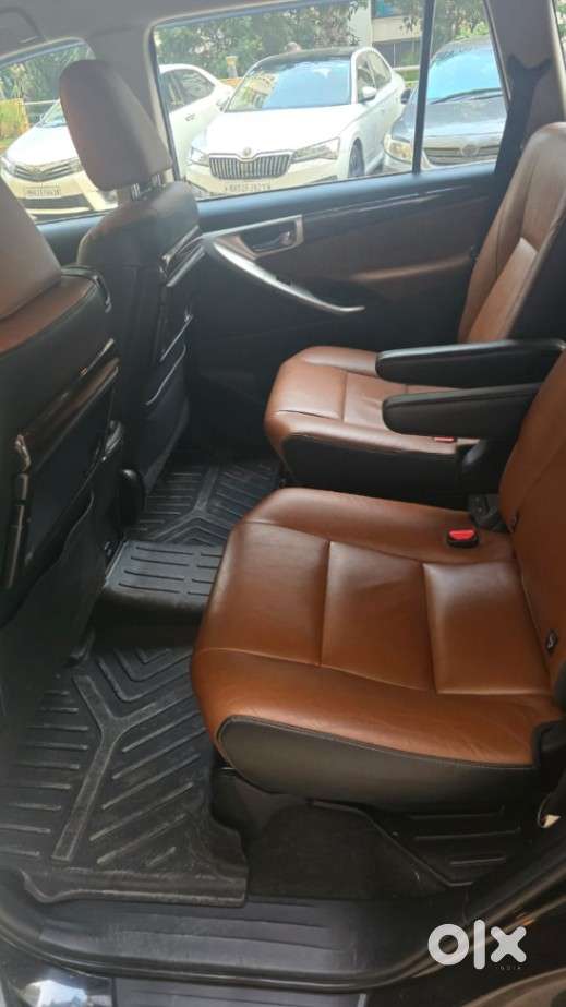 Toyota Innova Crysta 2.8z Automatic, 2018, Diesel