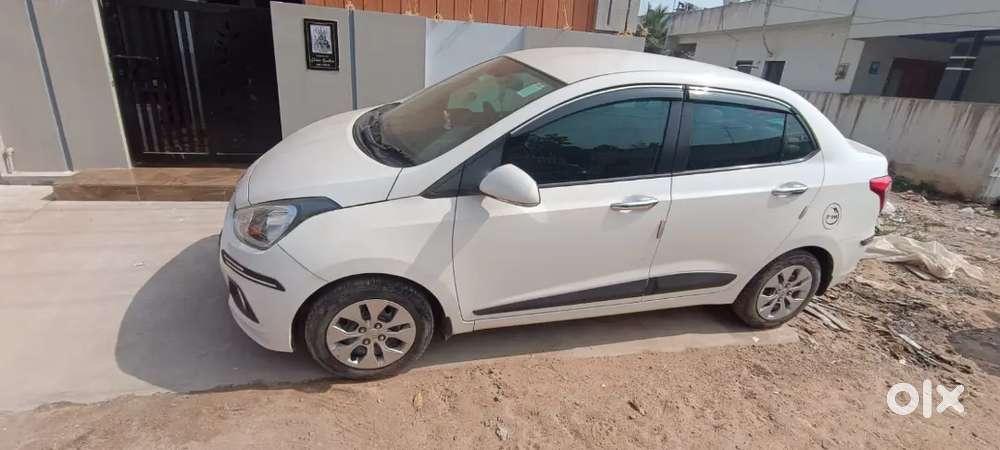 Hyundai Xcent 2016 Petrol 51000 Km Driven