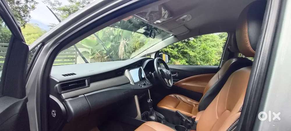 Toyota Innova Crysta 2019