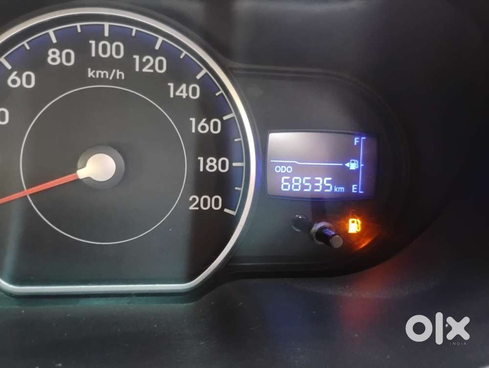 Hyundai I10 Sportz, 2013, Petrol