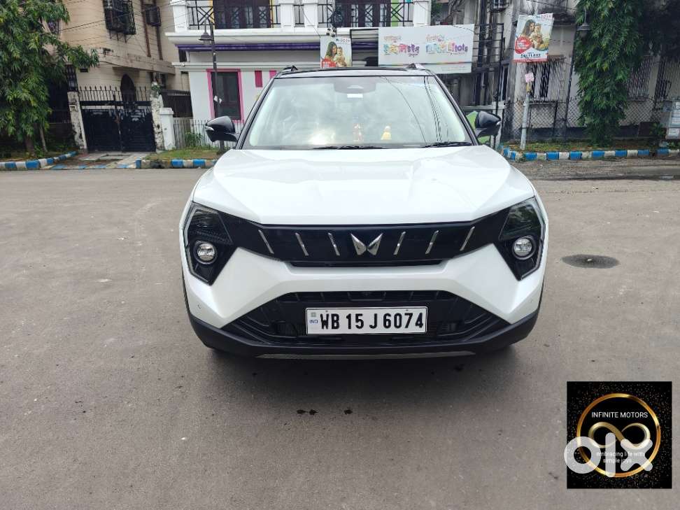 Mahindra Xuv 3xo Ax7l Petrol Mt, 2025, Petrol