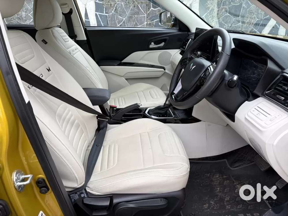 Mahindra Xuv 3xo Ax5l 1.2 Petrol At, 2024, Petrol