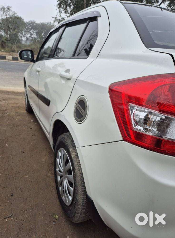 Maruti Suzuki Swift Dzire Vdi Optional, 2017, Diesel