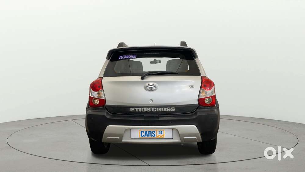 Toyota Etios Cross 1.2 G, 2015, Petrol