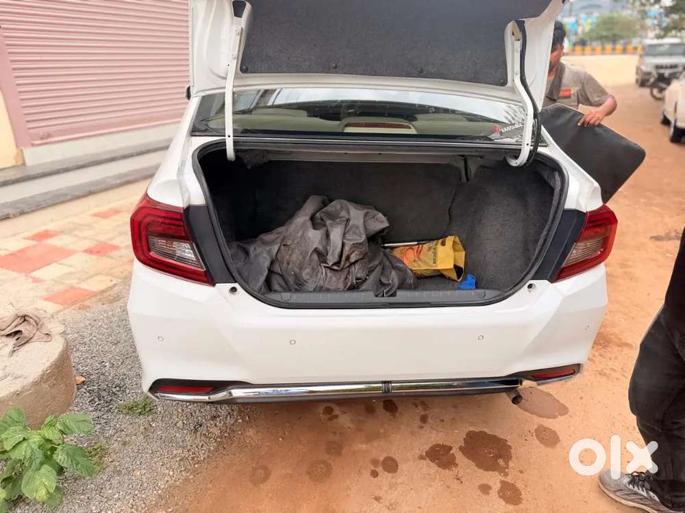 Honda Amaze 2nd Gen 2023 Petrol Good Condition