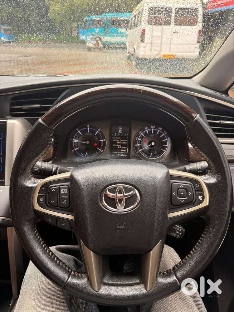 Toyota Innova Crysta