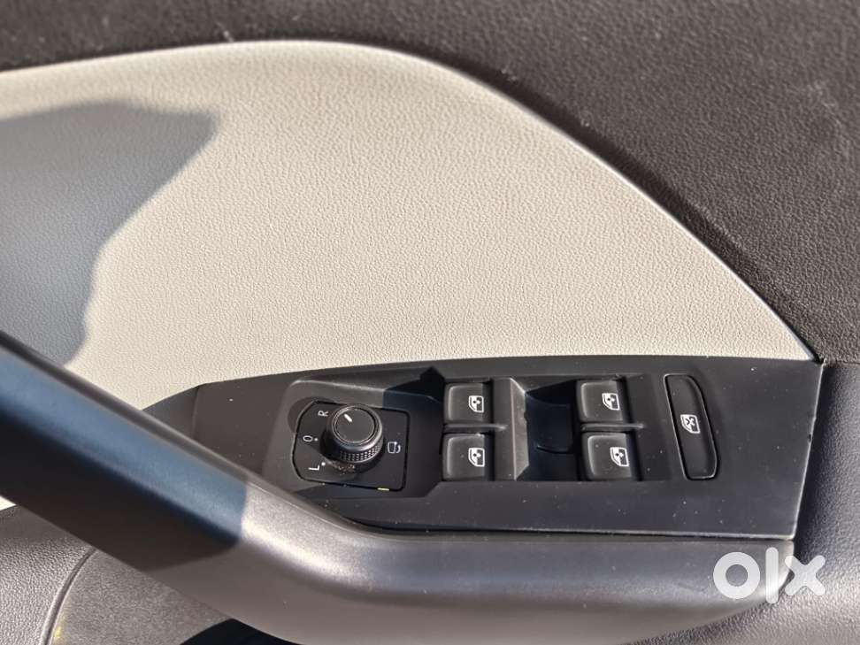 Skoda Kushaq 1.0 Tsi Style At, 2021, Petrol