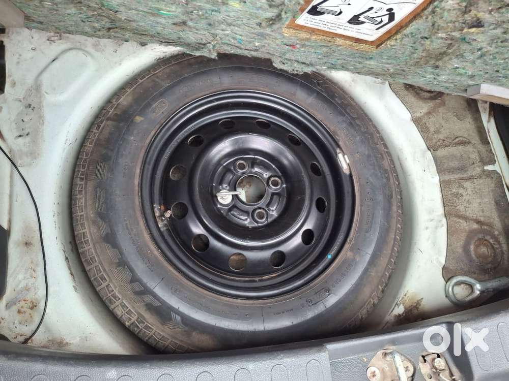 Maruti Suzuki Ritz Vxi, 2012, Petrol