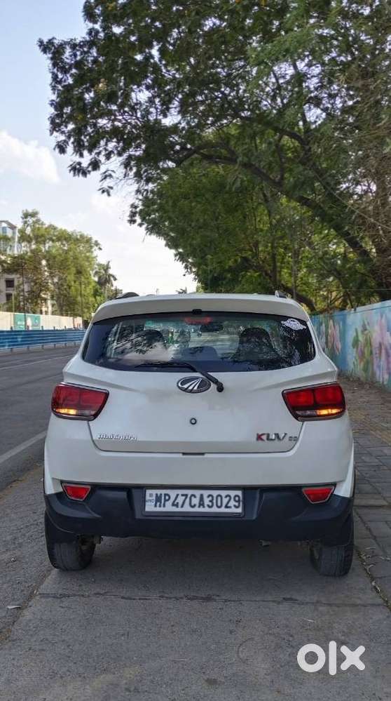 Mahindra Kuv100 Nxt 1.2 K8 Petrol 6 Str Dual Tone, 2017, Petrol