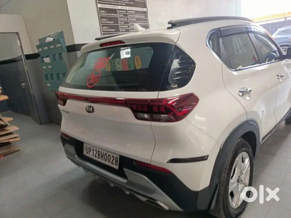 Good Condition Sunroof New Tyre