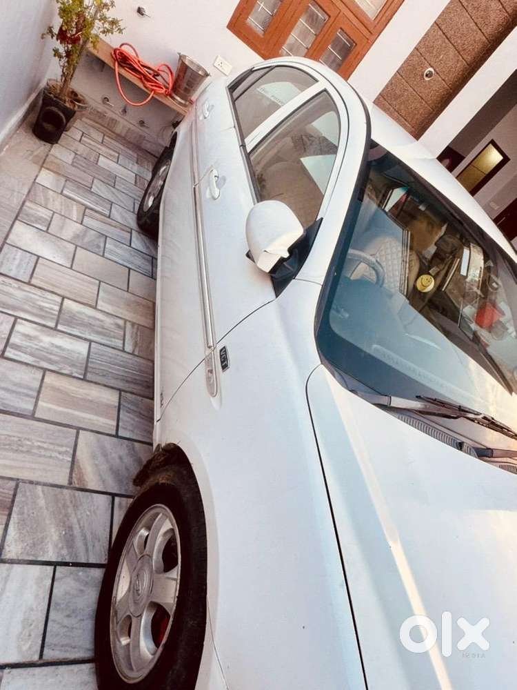 Hyundai Verna 2010 Diesel 160 Km Driven Or. Rning