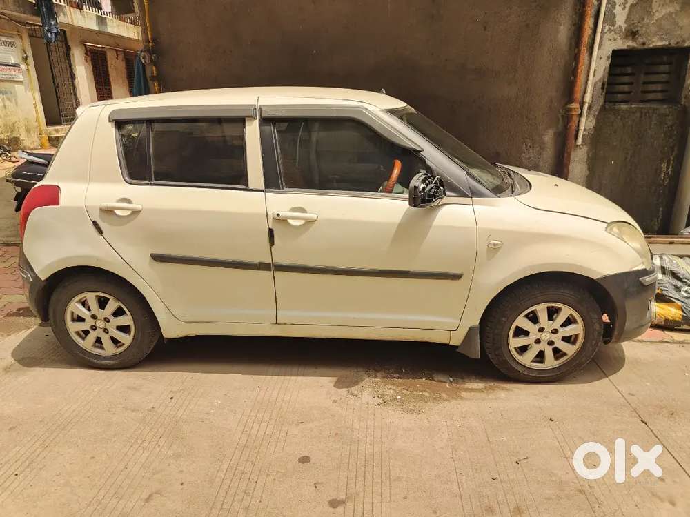 Maruti Suzuki Swift 2011 Variant Zxi