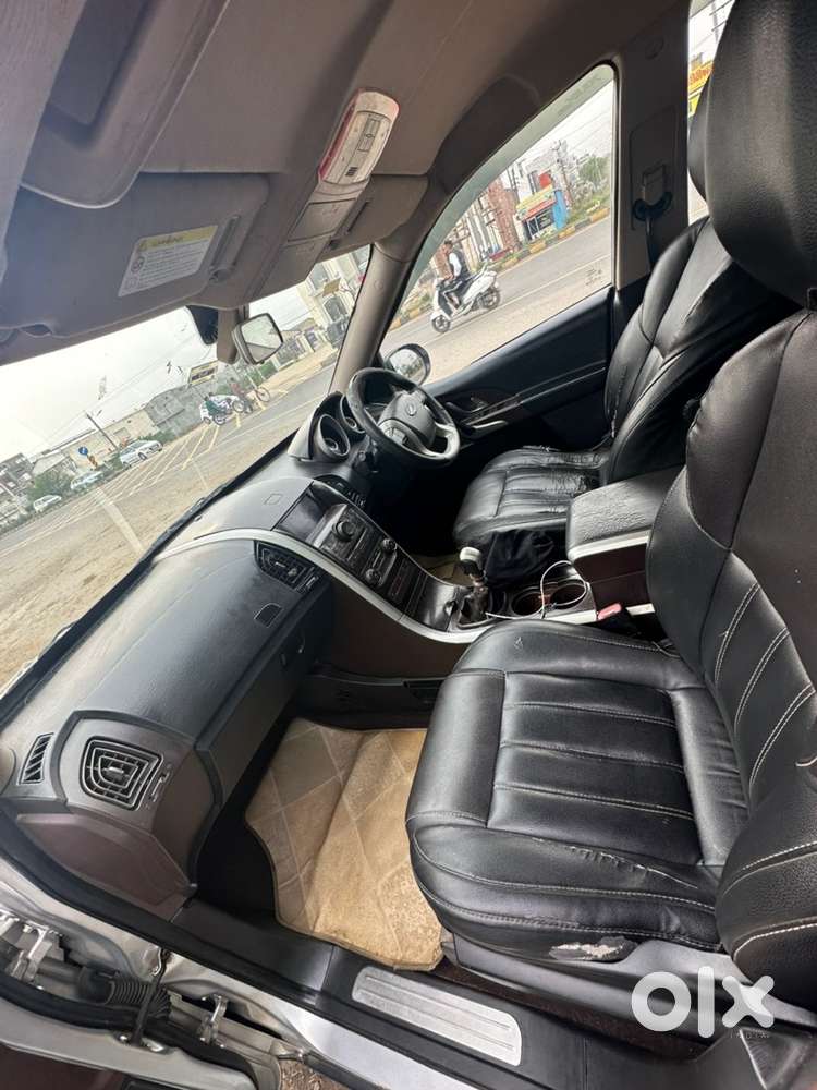 Mahindra Xuv500 2013