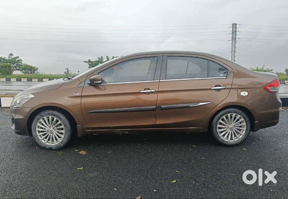 Good Conditions And Showroom Track And No Repairs