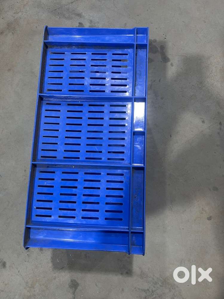 Plastic crates