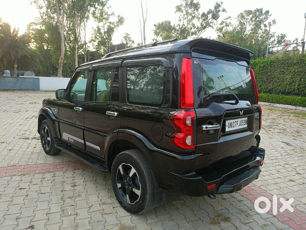 Mahindra Scorpio Classic 2.2 S 11 Mt 7 Str, 2022, Diesel