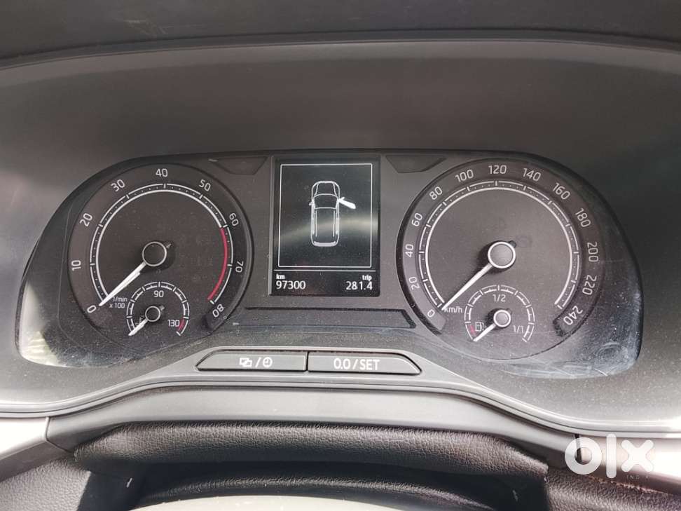 Skoda Kushaq 1.0 Tsi Ambition, 2021, Petrol