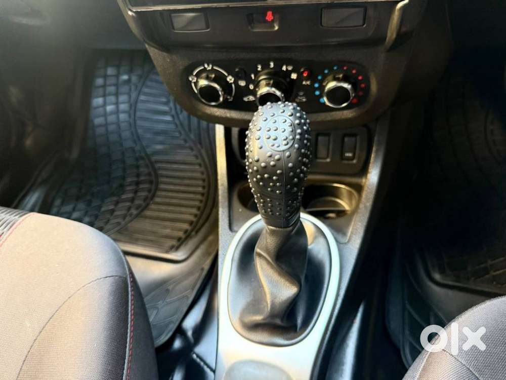 Renault Duster Petrol Rxs Cvt, 2017, Petrol