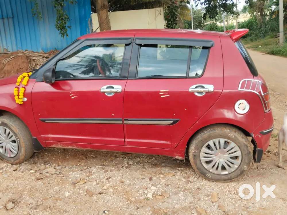 Maruti Suzuki Swift 2007 Petrol 104000 Km Driven