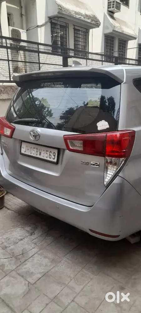 Toyota Innova Crysta 2017