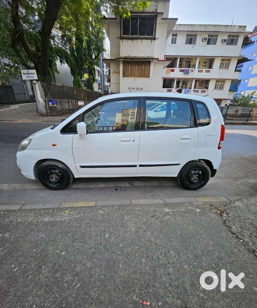 Maruti Suzuki Estilo Lxi, 2011, Petrol