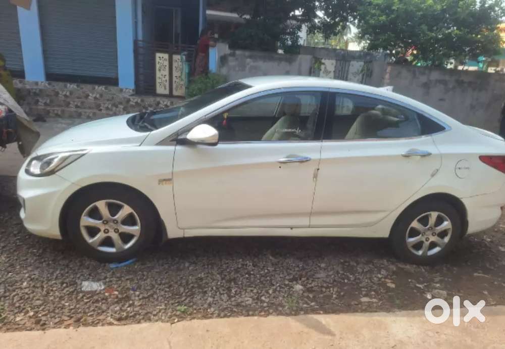 Hyundai Verna Crdi 1.6 Sx 2012