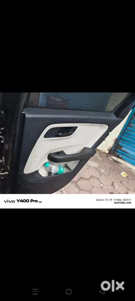 Tata Altroz Nov -2023 Petrol 40000 Km Driven Well Maintain Car