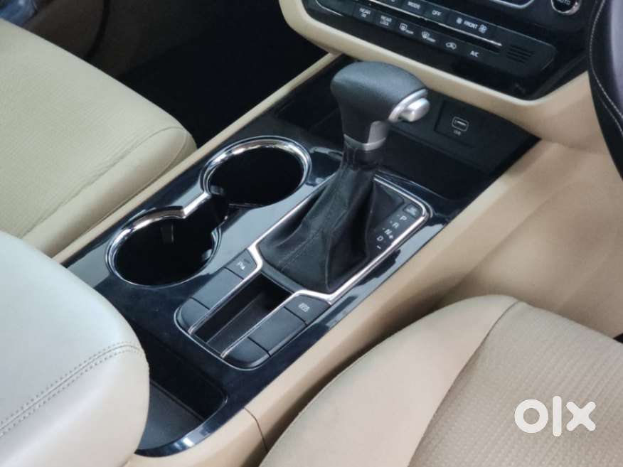 Kia Carnival Prestige, 2020, Diesel