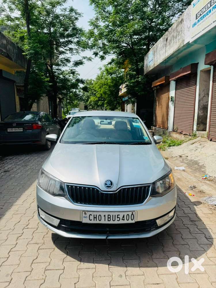 Skoda Rapid Petrol 2018