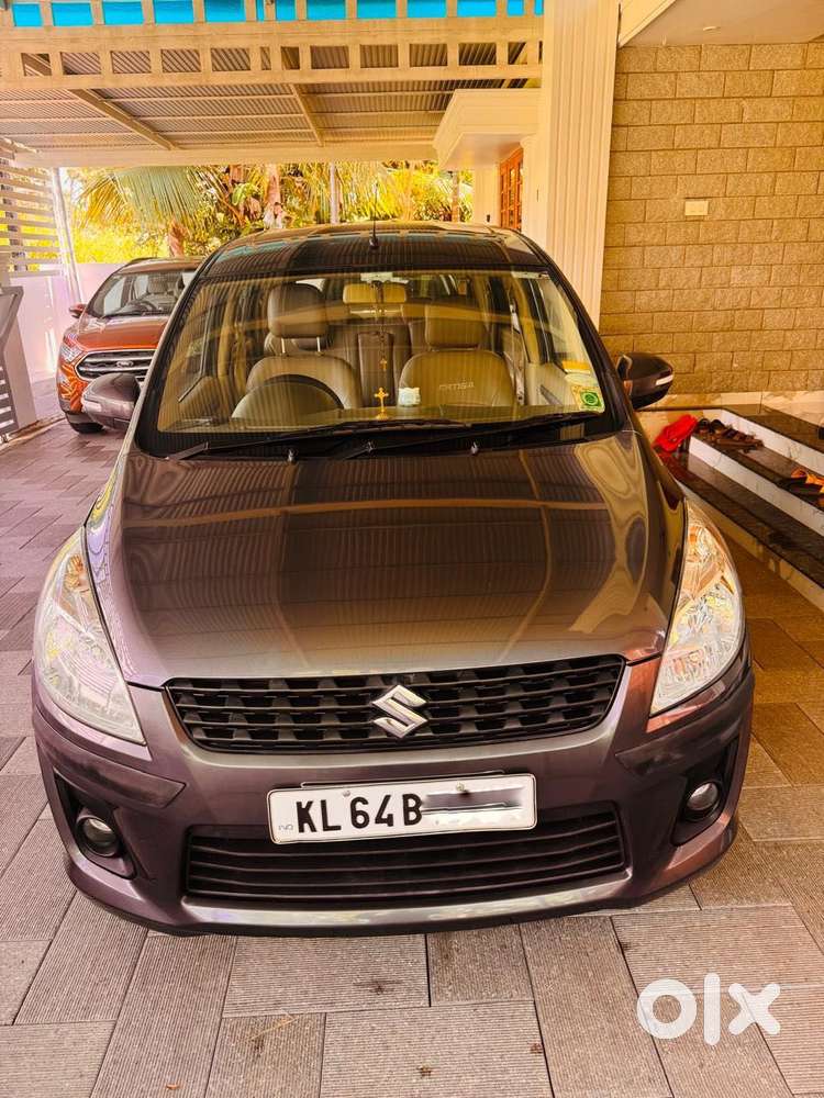 Maruti Suzuki Ertiga Vxi Abs, 2014, Petrol