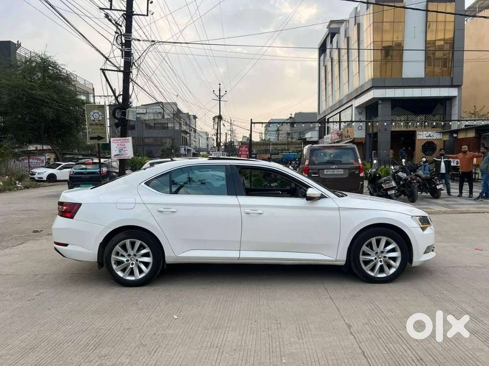 Skoda Superb Style 2.0 Tdi At, 2016, Diesel