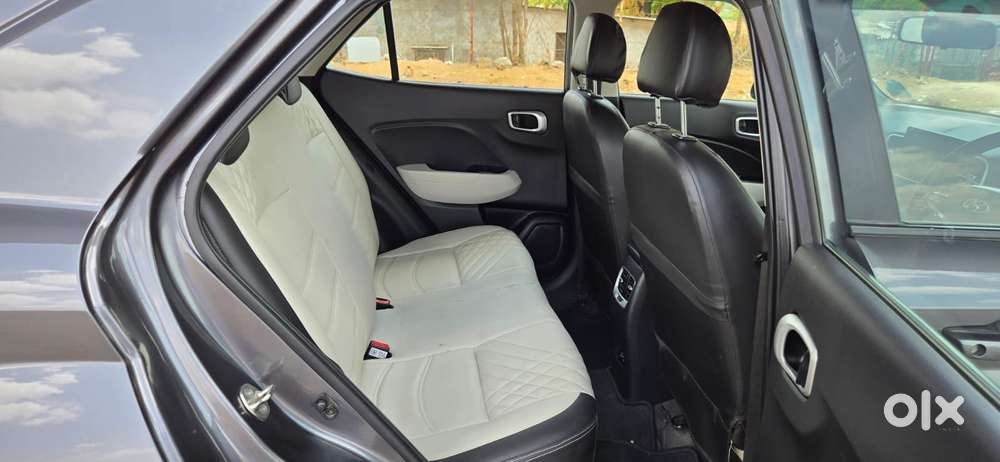 Hyundai Venue 1.5 S (o) Crdi, 2022, Diesel