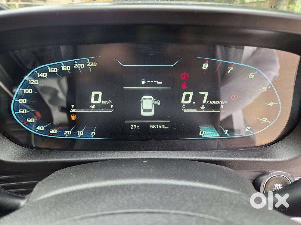 Hyundai New I20 1.2 Asta (o) Mt, 2023, Petrol