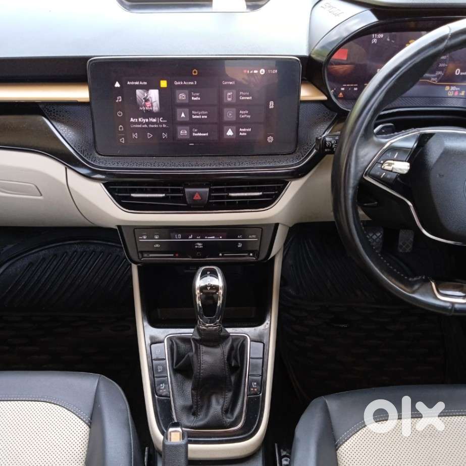 Skoda Slavia Style 1.0l Tsi At, 2022, Petrol
