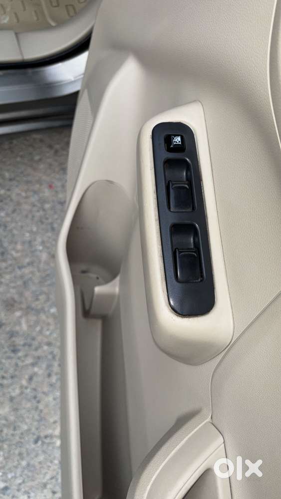 Maruti Suzuki Swift Dzire Lxi Optional-o, 2019, Cng & Hybrids