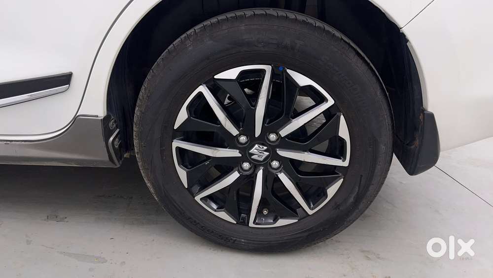 Maruti Suzuki Dzire 1.2 Zxi Plus, 2025, Petrol